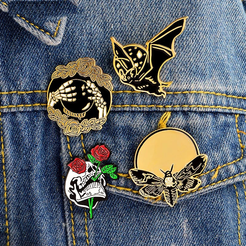 Personalized alloy brooch