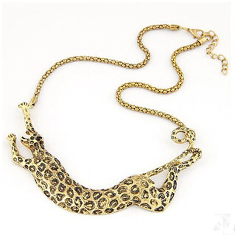 Bronze Leopard Punk Short Clavicle Necklace