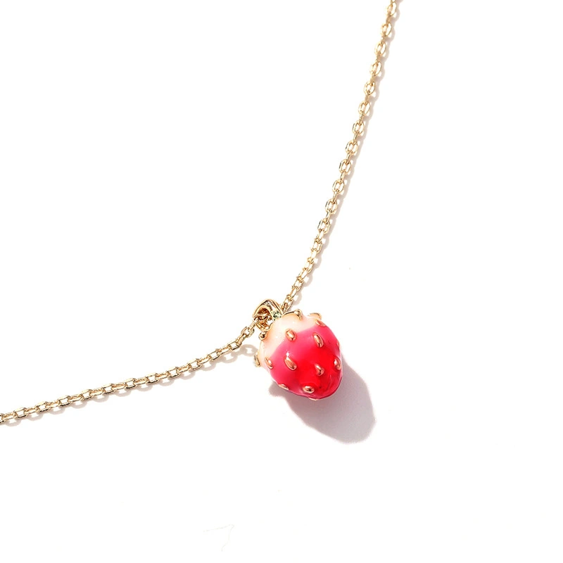 Little strawberry necklace female Korean version