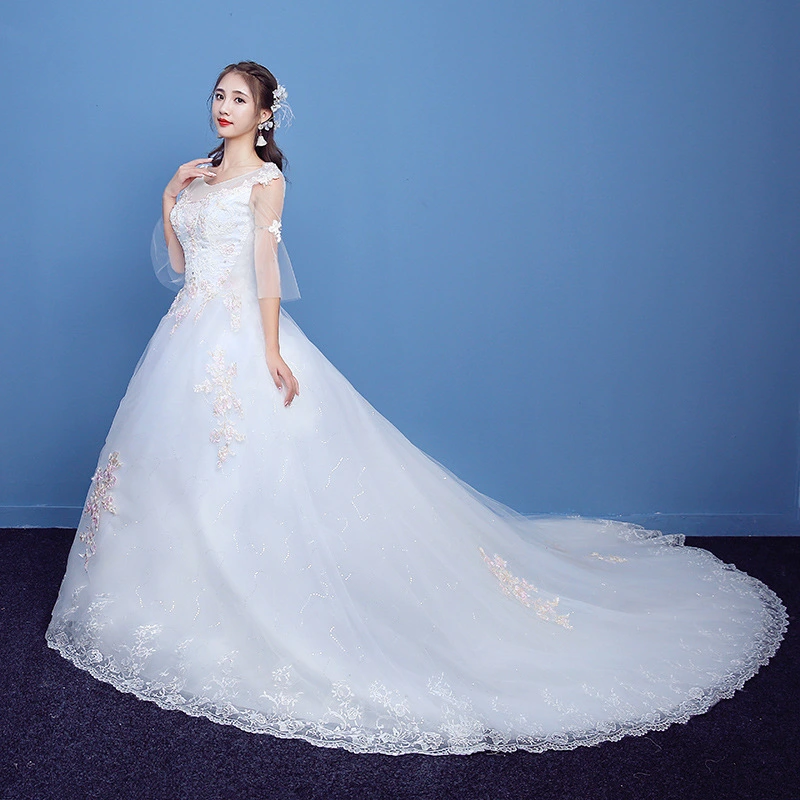 Lace Wedding Dress For Pregnant Bride With Yarn Tail