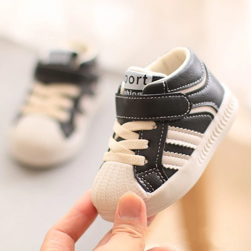 Men And Women Children Small Whiteboard Baby Shell Shoes