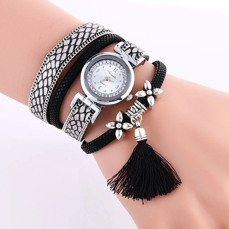 Ladies Hand Flower Tassel Popular Quartz Watch