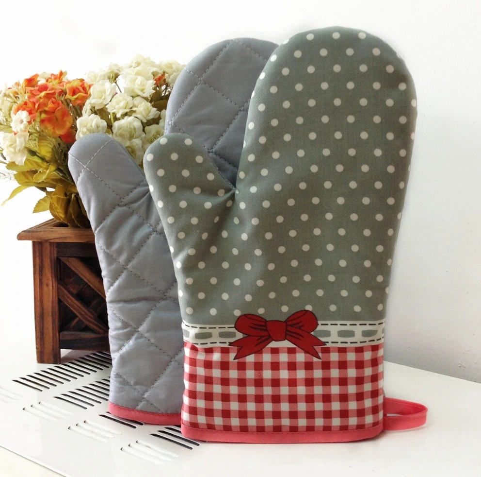 Microwave oven gloves