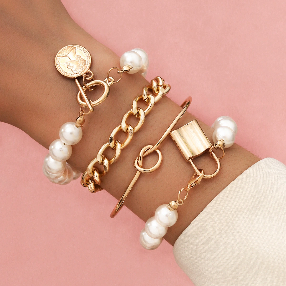 4 Pieces Of  Pearl Lock