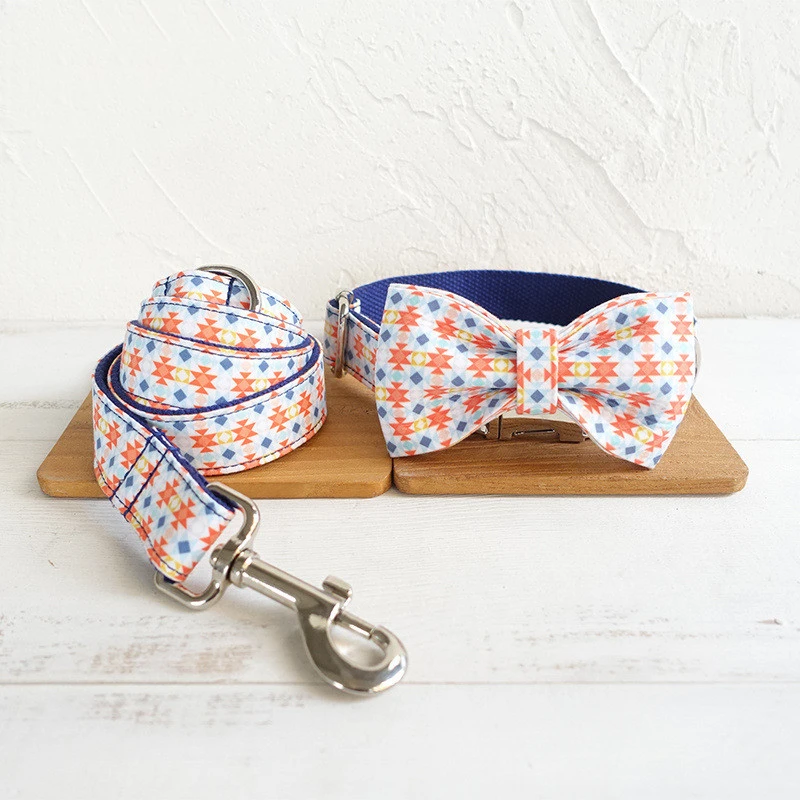 Dog bow collar