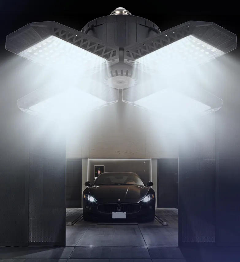 Four leaf folding deformation lamp