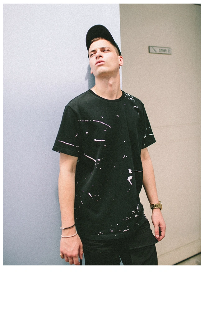 Summer new round neck collar Casual Short Sleeve T-shirt, male letter printing male short T cotton.