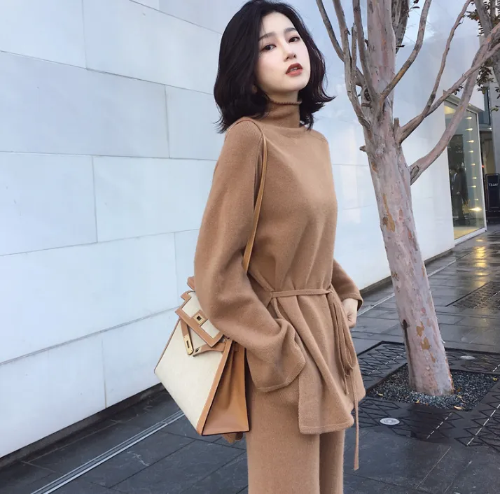 Large size women's early fall 2021 new foreign gas fat mm waist coarse meat ageing cover belly knit sweater suit pants