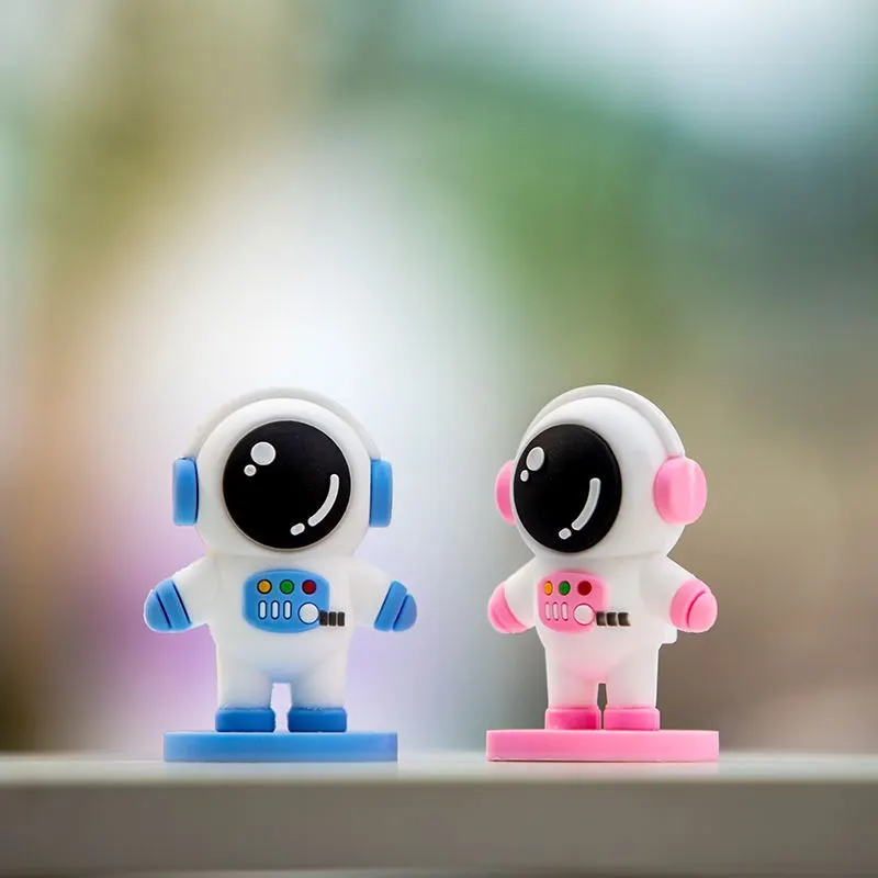 Creative Soft Rubber Astronaut Key Chain Cartoon Astronaut Key Chain Couple Bag Pendant for Children
