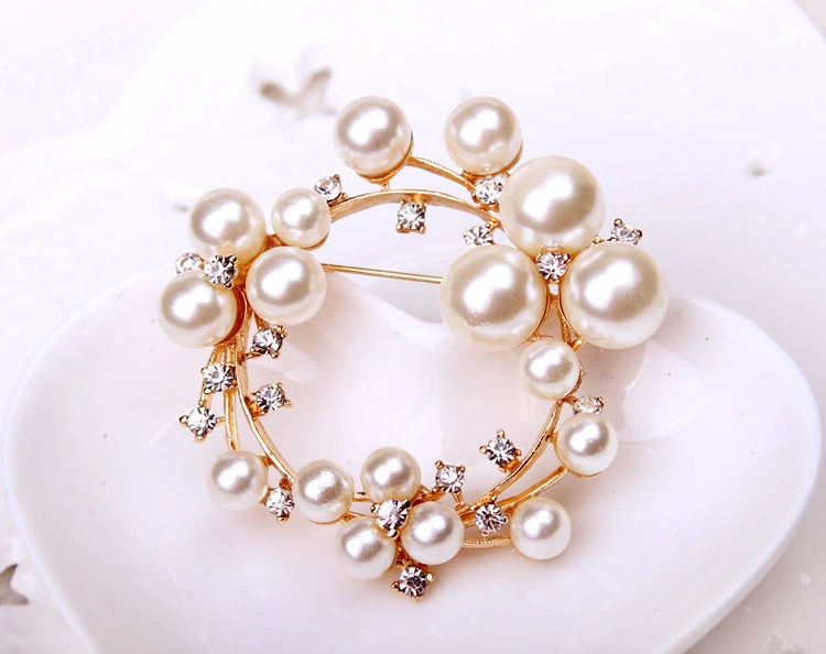 Fashionable High-End Enamel Pearl Brooch With Elegant Dress Brooch For Women