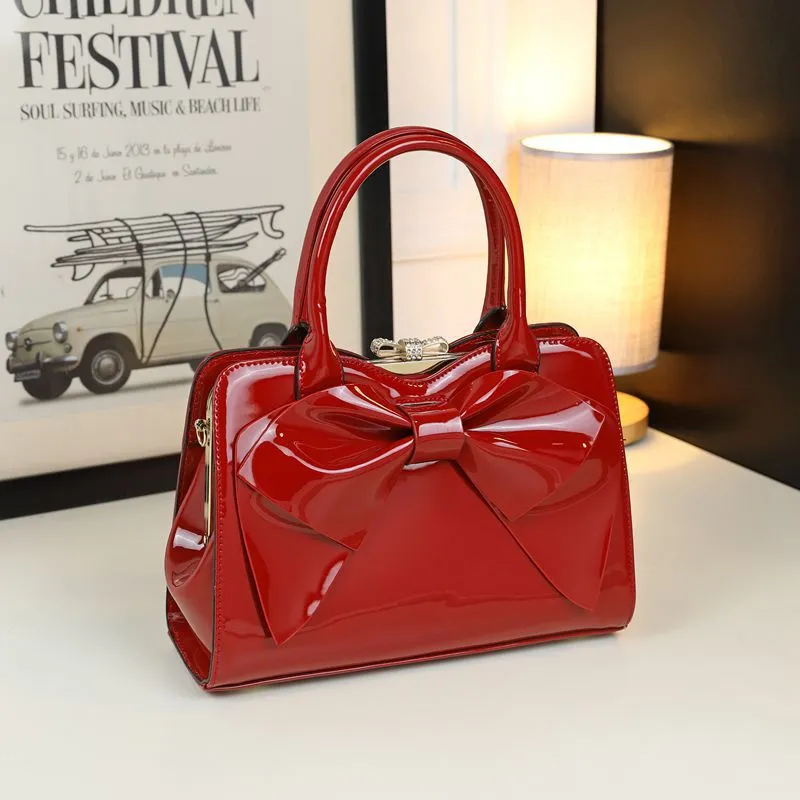 Fashionable Commuter Handbags Niche Design Autumn And Winter Models High-End All-Match Atmospheric Handbag