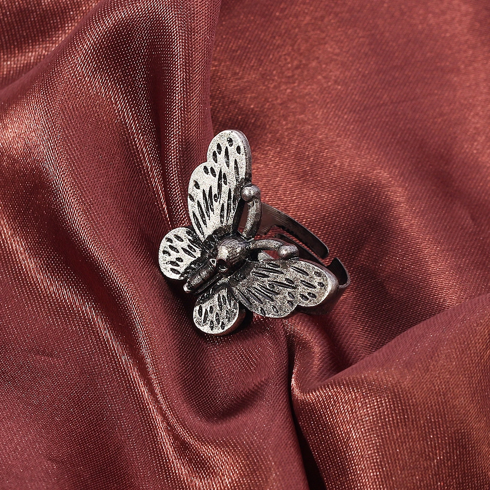 European And American New Style Retro Sweet Butterfly Ladies Ring Opening Adjustable Metal Jewelry