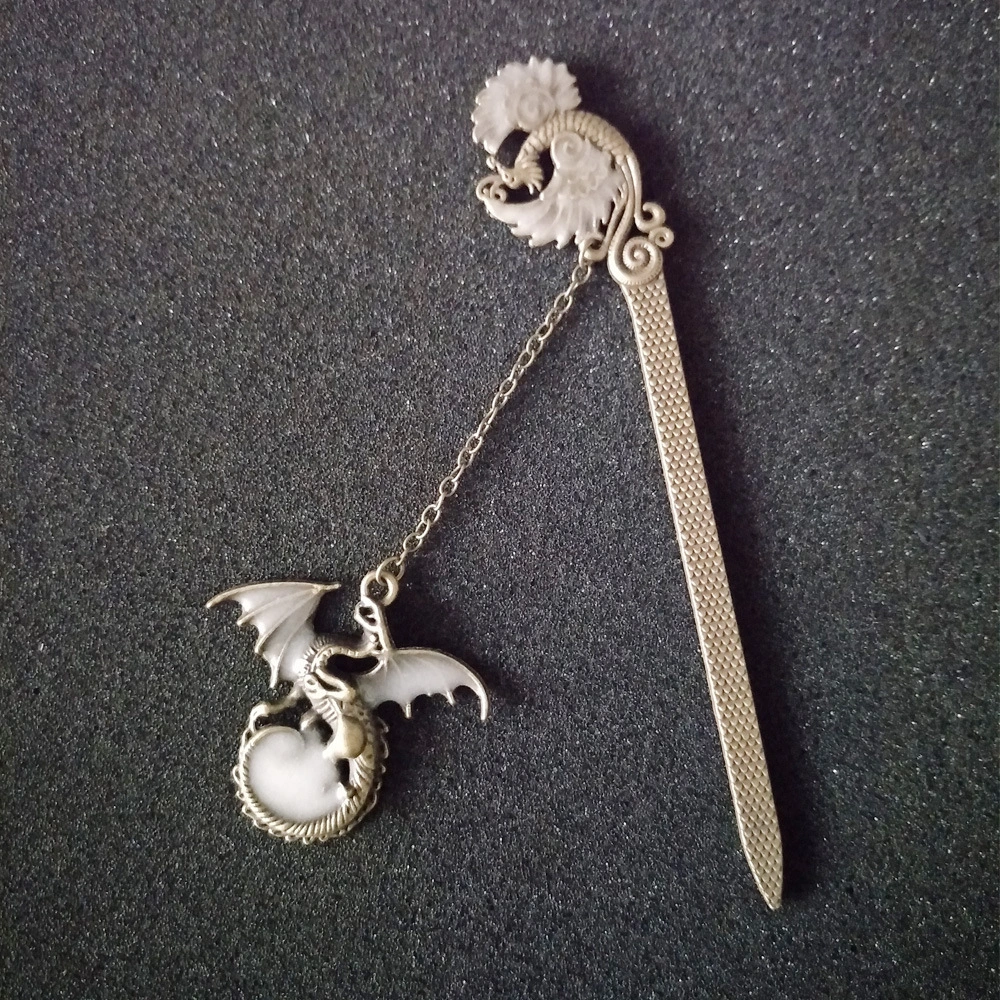 Creative Noctilucent Animal Owl Bookmark Pendant Metal Book mark Stationery School Office Supply Escolar Papelaria