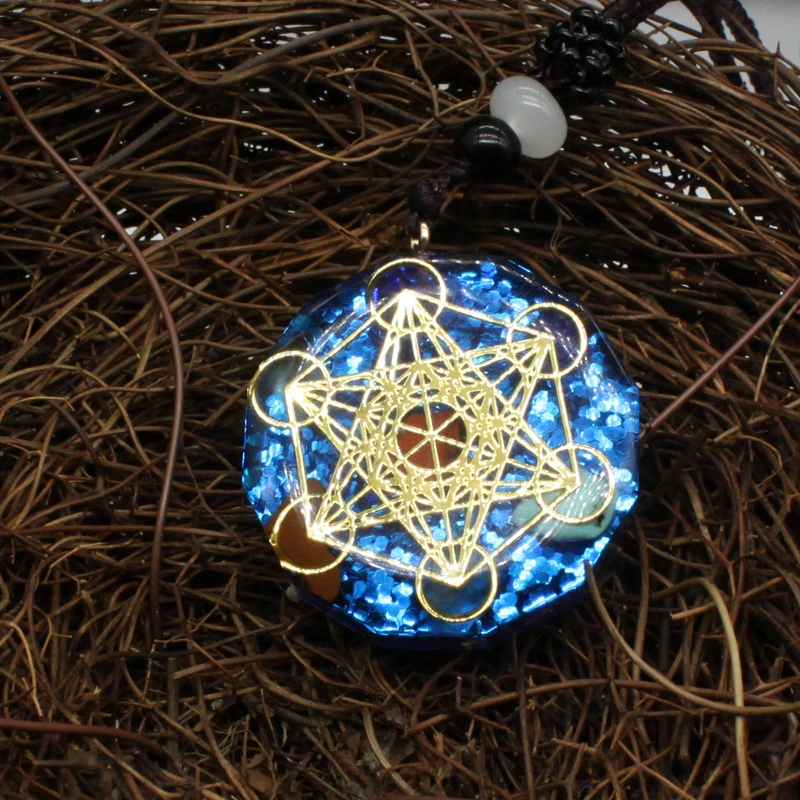 Aogen Energy Seven Gangue Crystal Pendant Multi Side Dripping Rubber Chakra Resin Necklace