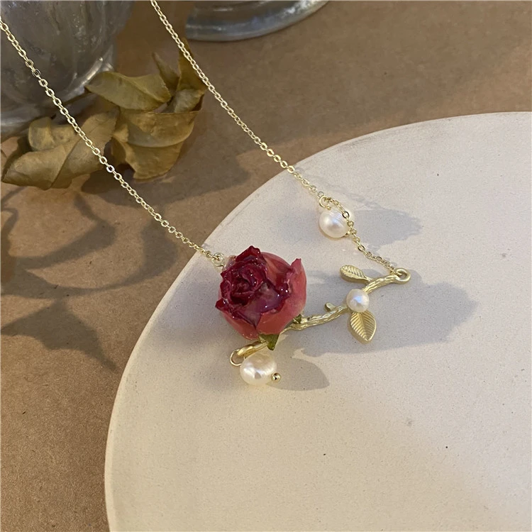 Preserved Flower Necklace With Fresh Epoxy Branches