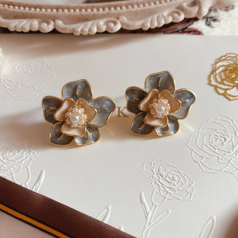 French Exquisite Flower Oil Drip Enamel Pearl 925 Silver Needle Stud Earrings