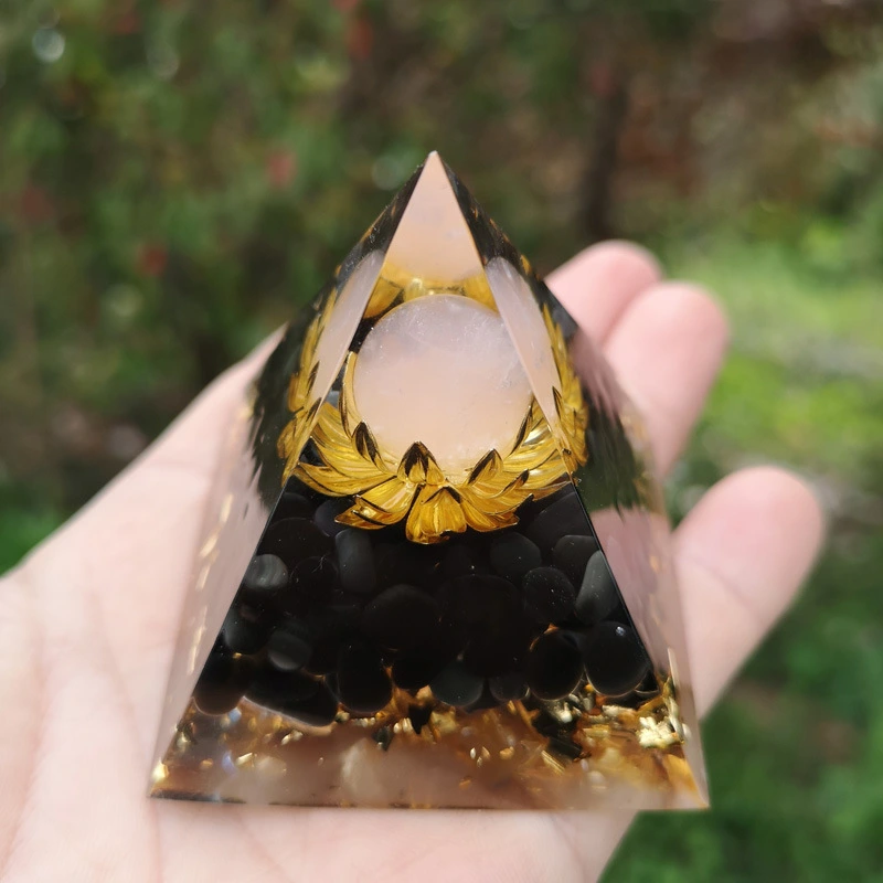 Natural Crystal Ball Ogan Pyramid Lotus