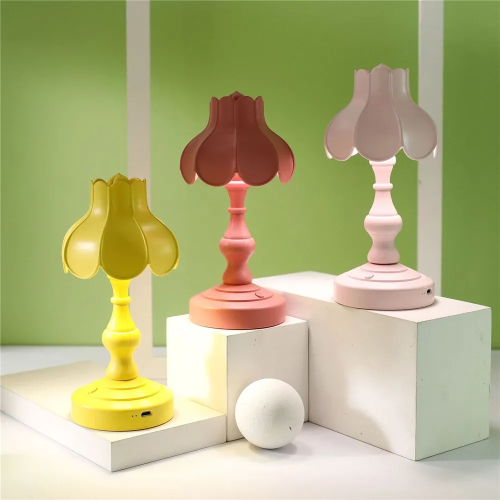 European Lotus Usb Charging Night Light Nostalgic Mediterranean Bedroom Bedside Lamp Mini Contracted Led Desk Lamp Decoration