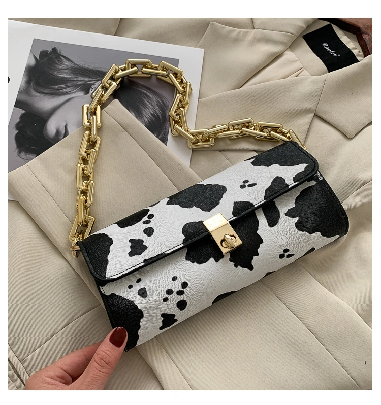 Fashion Texture Chain Shoulder Bag Autumn And Winter Fashion Portable Underarm Bag