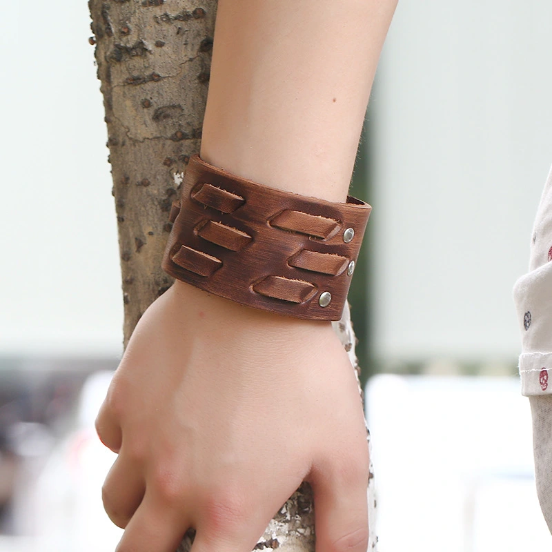 Simple Personality Retro Cowhide Bracelet Trend Wild Punk Wide Bracelet