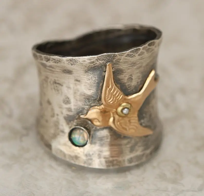 Simple Retro Gemstone Two-tone Bird Ring