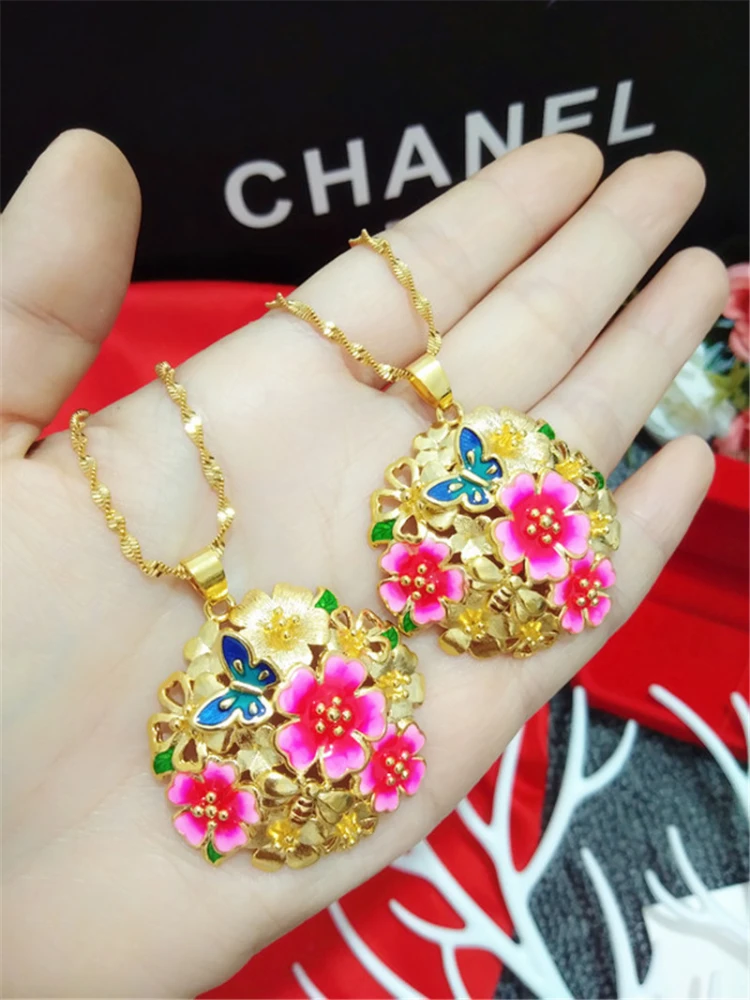 Big Flower Pendant Necklace And Coin Imitation Gold Jewelry