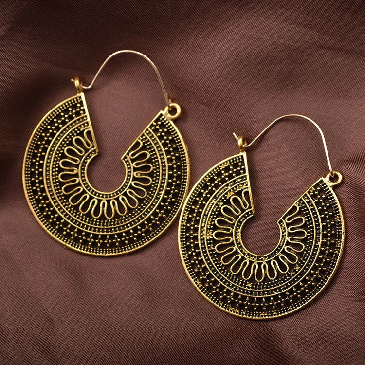 Middle East Foreign Trade Bohemian Style Retro Hollow Metal Earrings