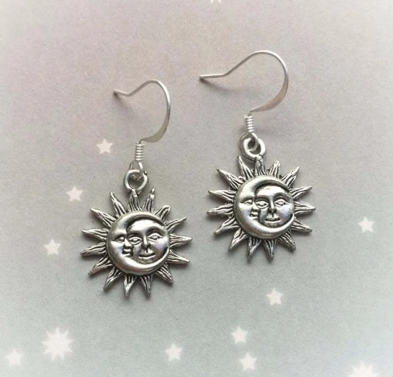 European And American Retro Sun And Moon Earrings Song Of Ice And Fire Sun And Moon Retro Ladies Earrings Earrings