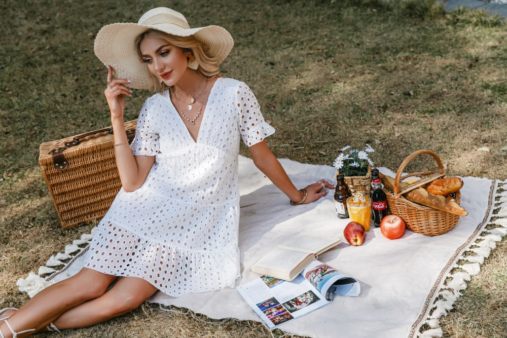 Round Hole Personality Cool Dress