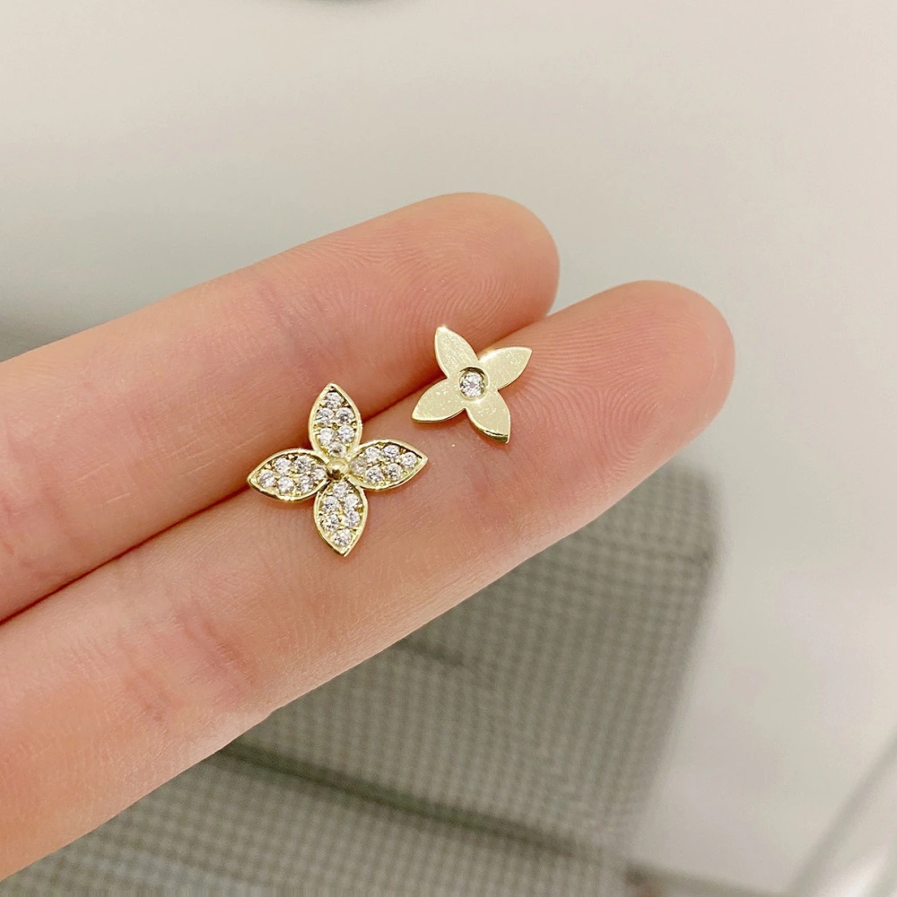 S925 Silver Needle Asymmetric Small Flower Stud Earrings Female Simple Design