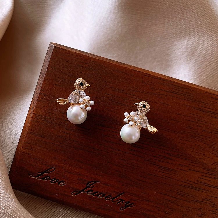 Bird Pearl Zircon New Trendy Niche Personality Earrings