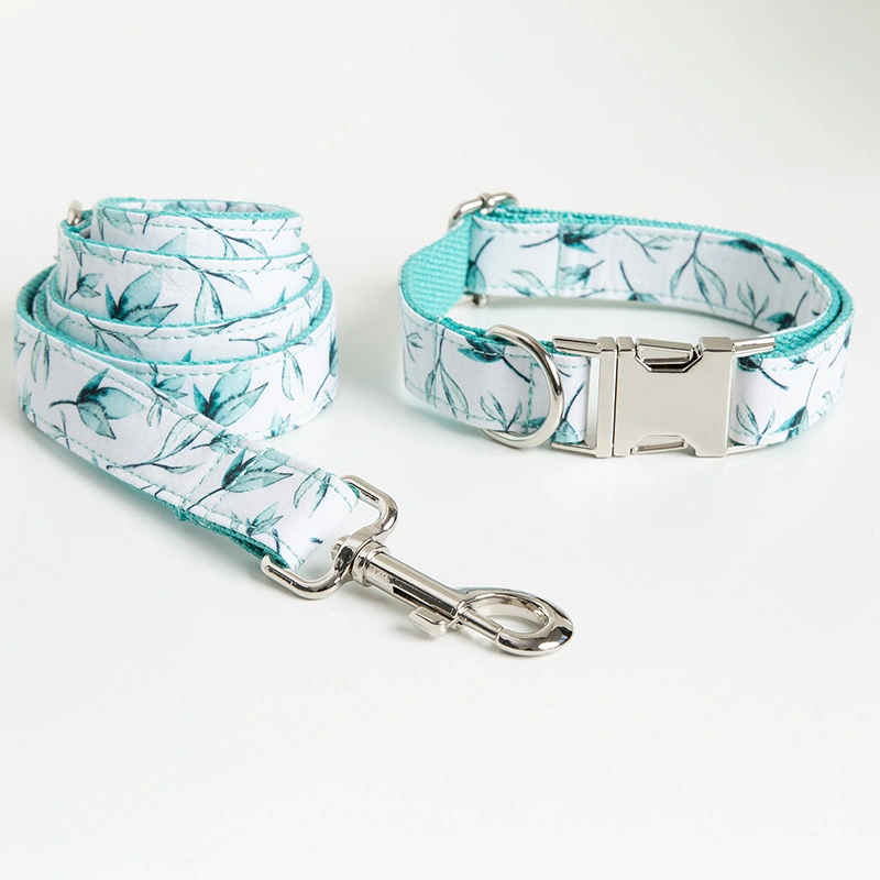 Small Leaf Dog Collar Traction Rope