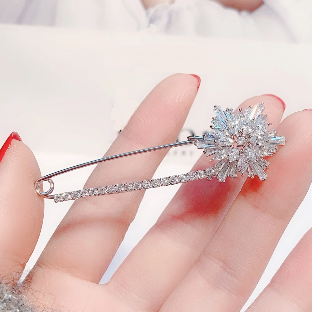 Big Snowflake Pin Ornaments Exquisite Zircon