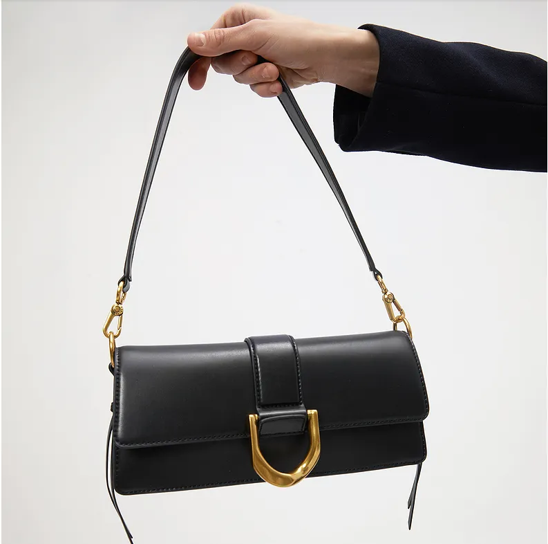 Elegant Horseshoe Buckle Baguette Underarm Bag