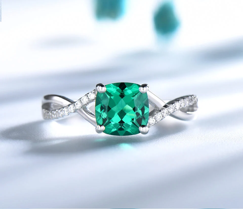 Ladies Emerald Ring Sterling Silver