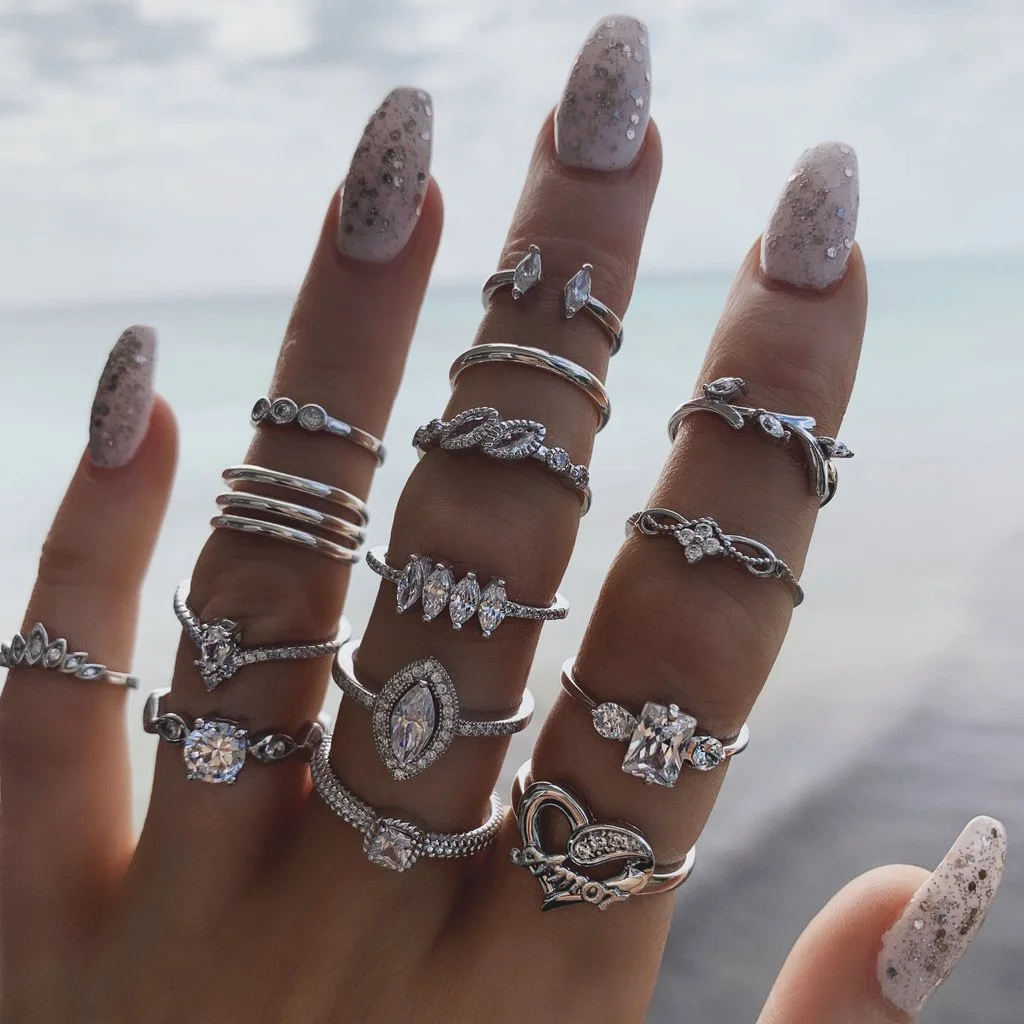 Retro Carved Exaggerated Gemstone Tortoise 12-piece Ring Set