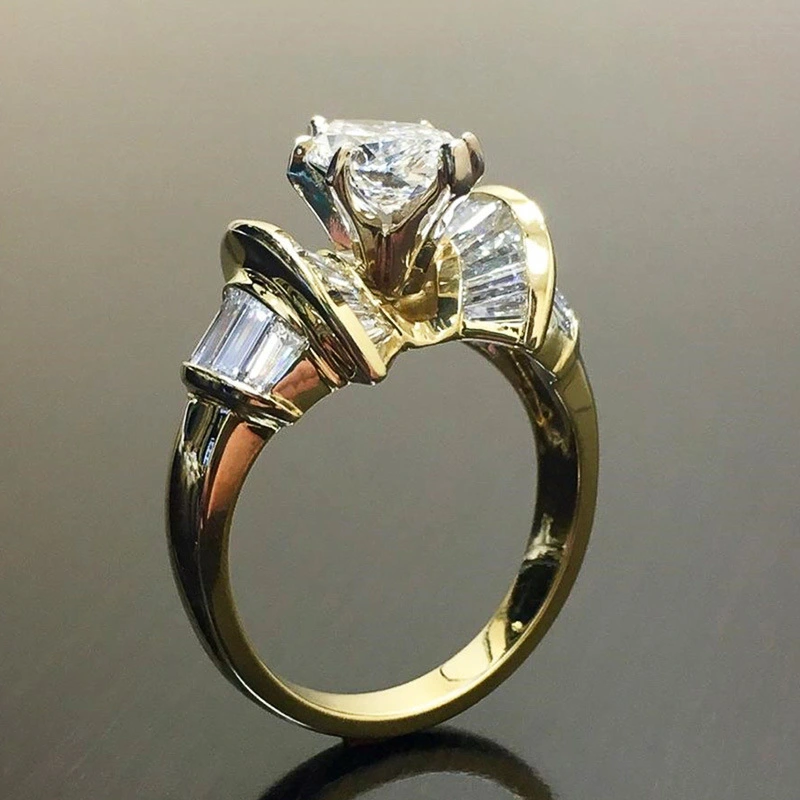 Personalized Marquise-shaped Zircon Ring