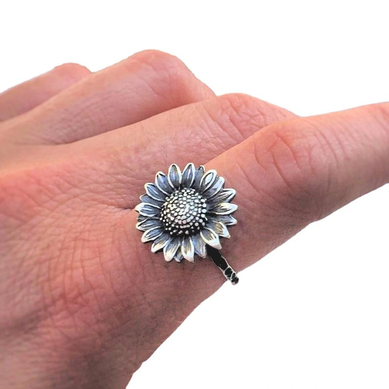 European And American Simple Floral Retro Sun Flower Ladies Ring