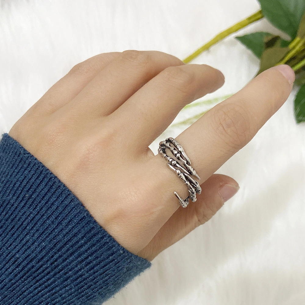 Retro Punk Hip Hop Fine Hand Claw Ring Ring
