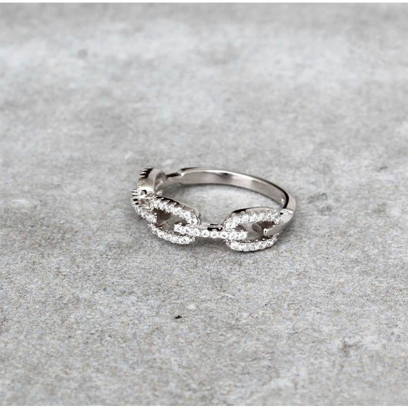 Temperament Chain Ring Fashionable Three-dimensional Buckle