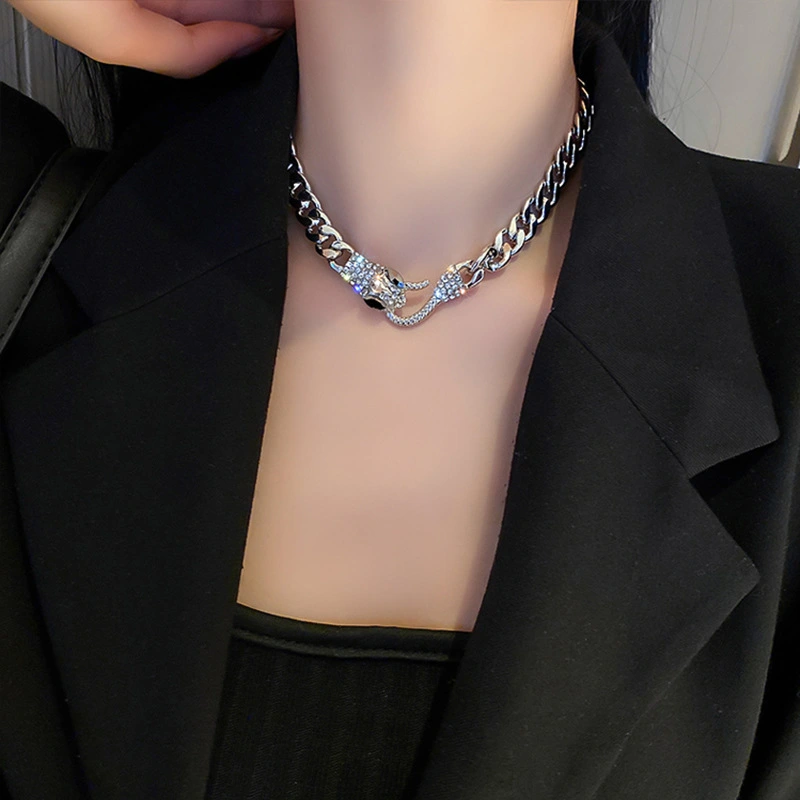 Serpentine Metal Chain Necklace Clavicle Chain