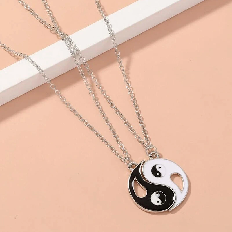 Tai Gossip Yin And Yang Couple Necklace Ins Simple Personality Hollow Stitching Necklace