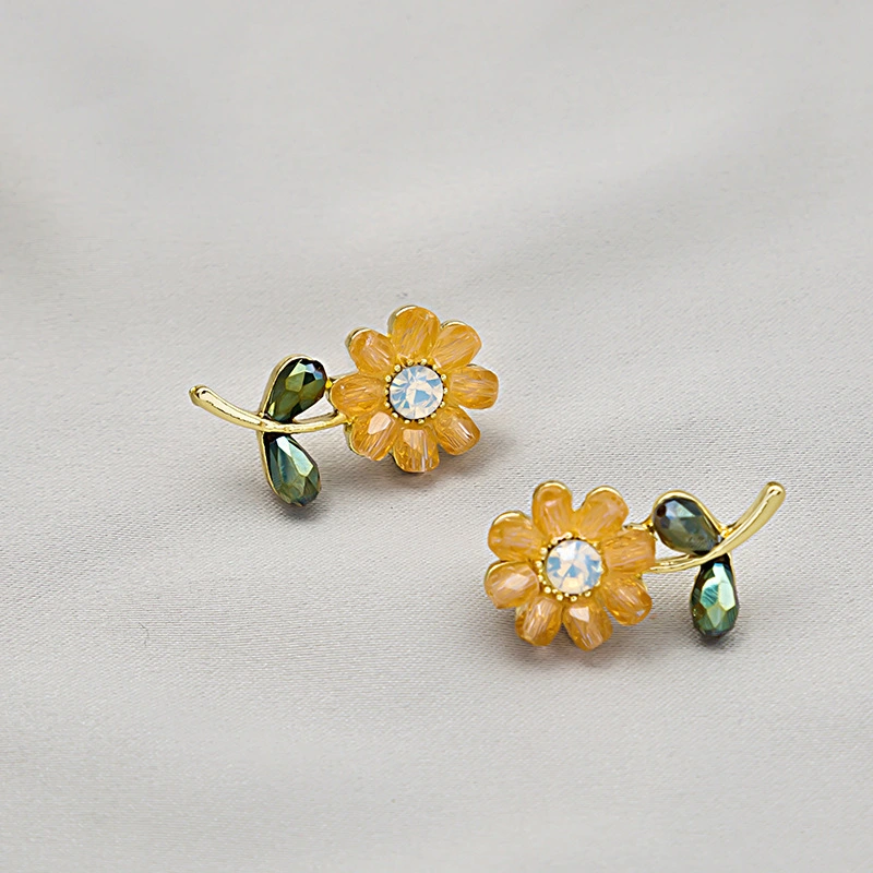 925 Silver Needle Flower Diamond Stud Earrings Simple, Small And All-match Earrings Small   Earrings