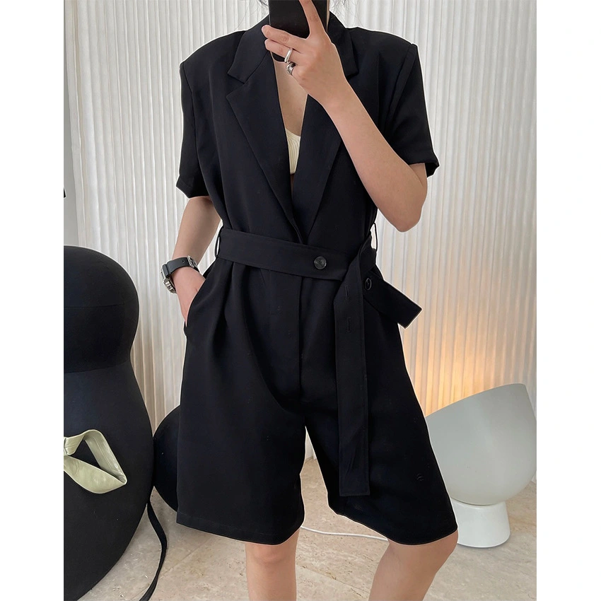 Simple Suit-style Turn-over Collar Waistband Jumpsuit Wide-leg Crisp Loose Shorts Women