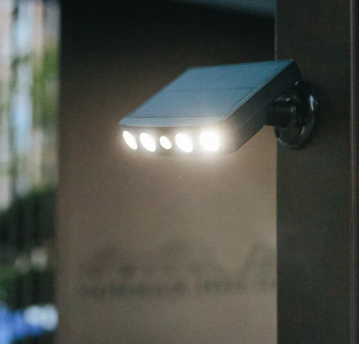 The New Solar Wall Light LED Can Rotate