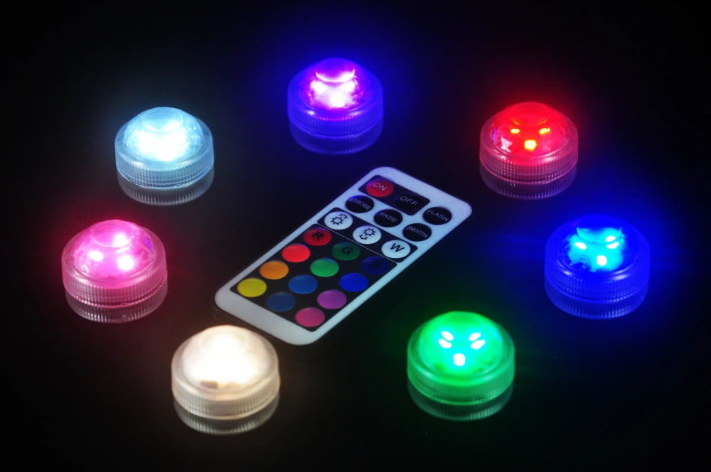 Remote Control Colorful Diving Light With LED Replaceable Battery