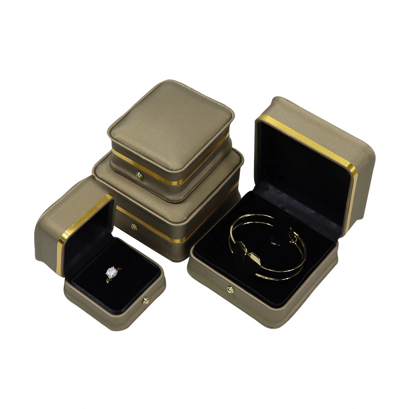 Round Corner Gold Rim Pu Leather Jewelry Box