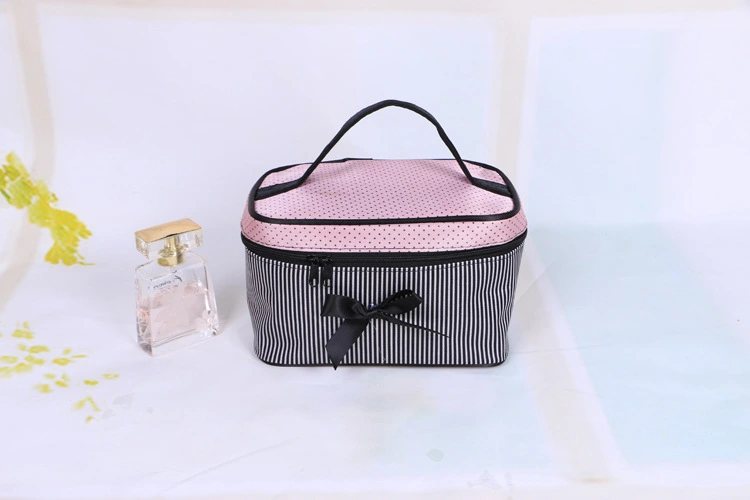 Striped Multicolor Large-capacity Storage Cosmetic Bag
