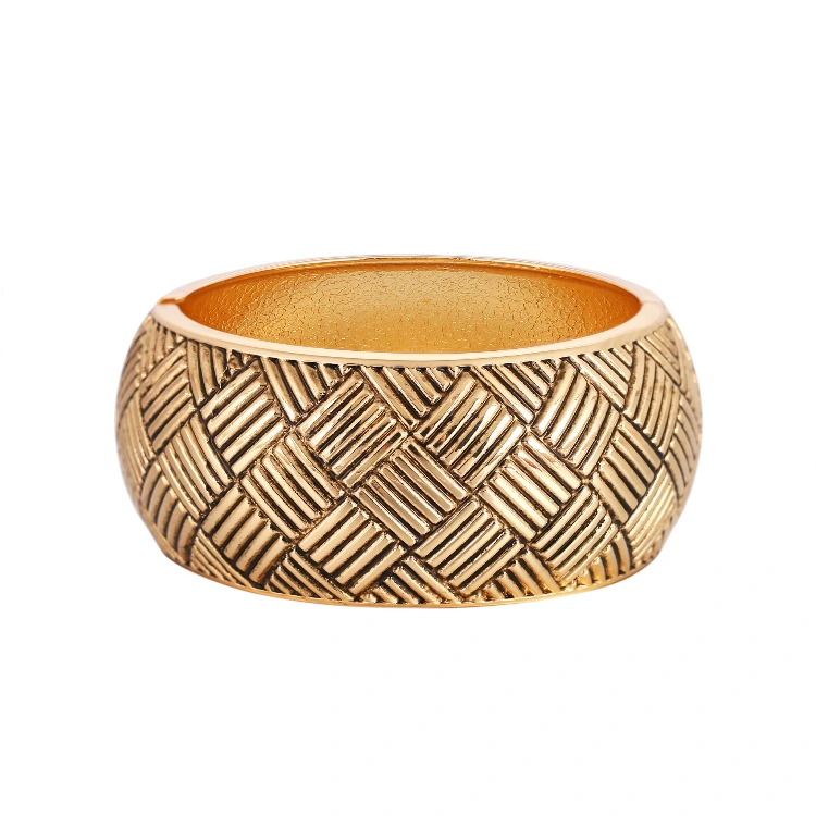 Bracelet Retro Fashion Cross Herringbone Pattern Drum Shaped Alloy Bracelet