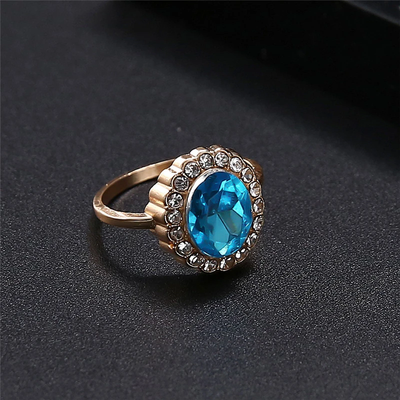 Fashionable Temperament Diamond Ring With Blue And Black Gemstones